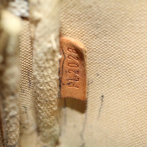 Louis Vuitton monogram mini pochette - Picture 6 of 6